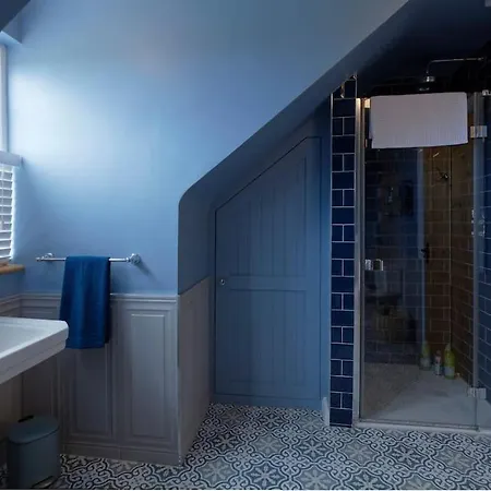 Entire Coastal In Connemara Ireland